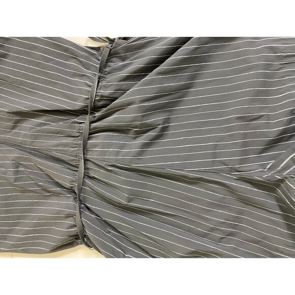 Mountain Hardwear Womens Gray Pinstripe Sleeveless Romper size Medium Outdoor - Picture 15 of 16